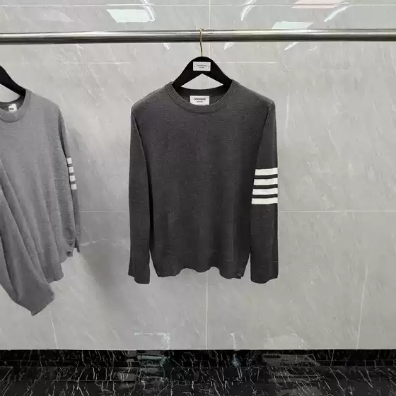 TB Fall/Winter New Sleeve Four Bar Wool Crewneck Turtleneck Sweater College Fairy Style Sweater for Men and Women