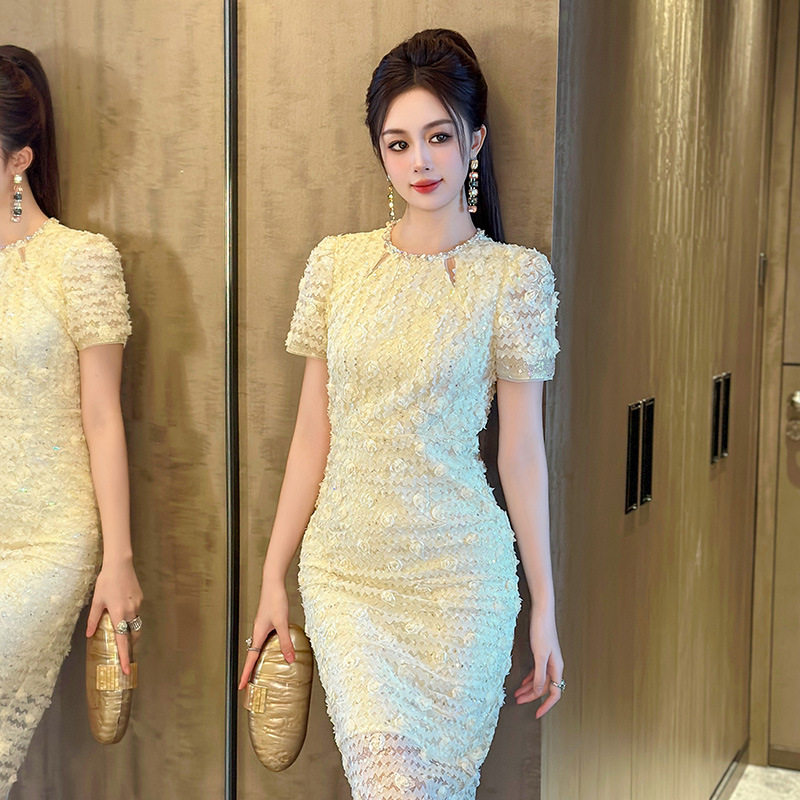 Đầm ren ôm body nữ cổ tròn tay bồng cao eo 2025 — [Trắng hồng], [Tím]