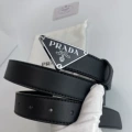 P-shaped silver buckle black bottom black belt
