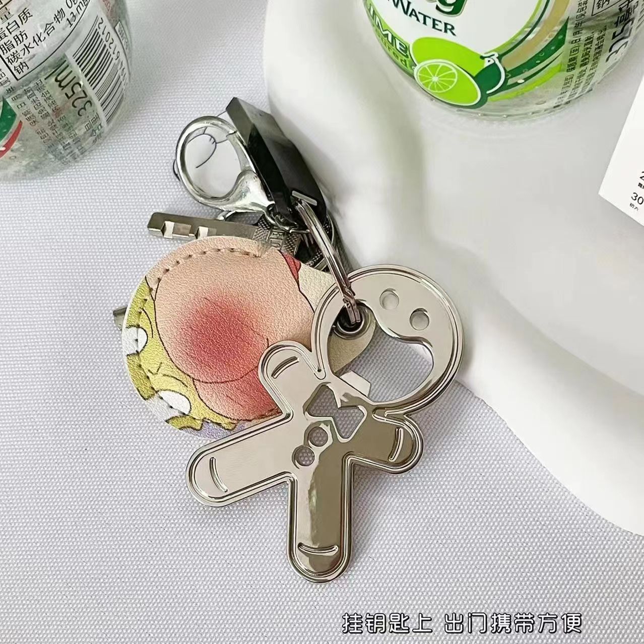 Creative Gingerbread Man Bottle Opener Doll Refrigerator Sticker Bottle Opener Full Moon Wedding Beer Bottle Opener Metal Crafts