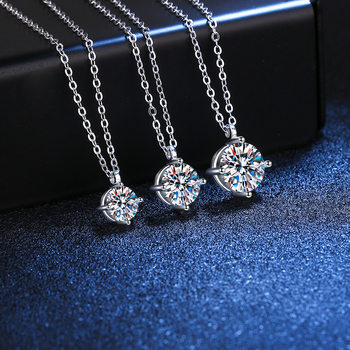 Live explosions s925 sterling silver necklace moissanite necklace 50 points 1 karat simple four claw moissanite clavicle chain