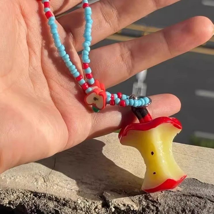 Summer Dopamine Apple Core Beaded Color Necklace Women's 2025 Spring and Summer New Sweet Cool Hot Girl Easiest for Match Clavicle Chain