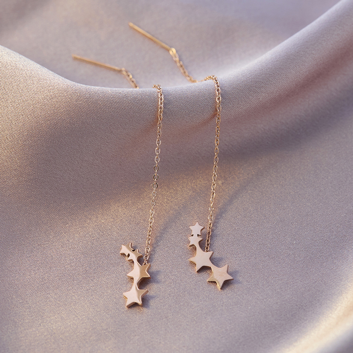 五芒星ローズゴールドイヤーワイヤー