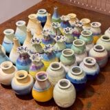 Цзиндэчжэнь креативные керамические мини-вазы ручной работы ручной работы из печи для обжига цветов маленькие фарфоровые вазы, лотки на ночном рынке, оптовые подарки