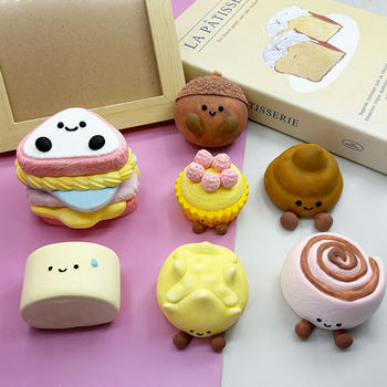 Cartoon JC Baby Pinch Le Silicone Mold Shuffle Cheese Dumplings Coffee Cup Turkey Noodles Garlic Soap Mold