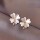 Серебряная игла 925 пробы, корейская версия французских жемчужных сережек с темпераментом, высококачественные серьги с цветами любви, универсальные серьги для женщин оптом mini 65