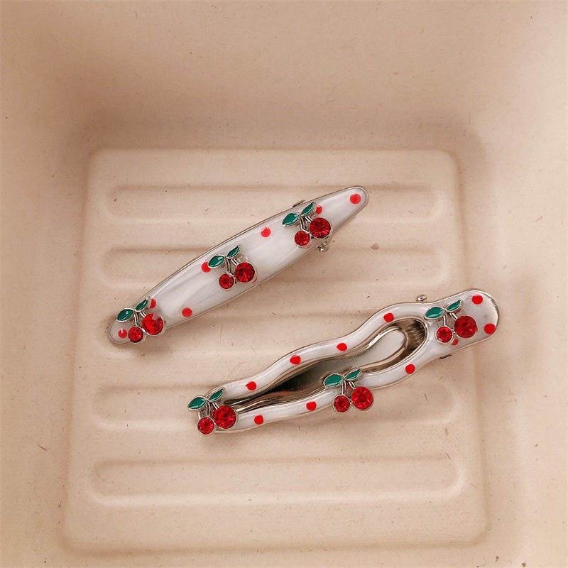 少女感金属樱桃发夹滴油红色发饰高颜值森系百搭刘海夹发卡头饰