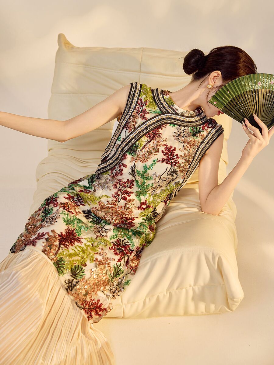 Đầm dài nữ thêu thủ công phối ghép cổ tròn không tay dáng suông — Màu hồng be (giao hàng trong 7 ngày), Màu hồng be (giao hàng trong ngày), Màu xanh hải quân (giao hàng trong 7 ngày), Màu xanh hải quân (phát hành cùng ngày)