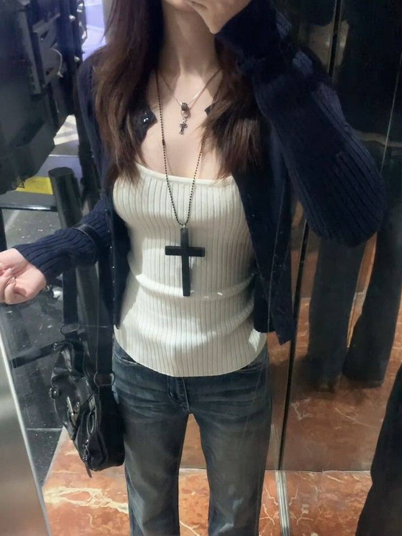 Korean Style Knitted Cardigan Suit for Women in Autum New Slim Fit Versatile Camisole Chic and Western Style Two-Piece Set