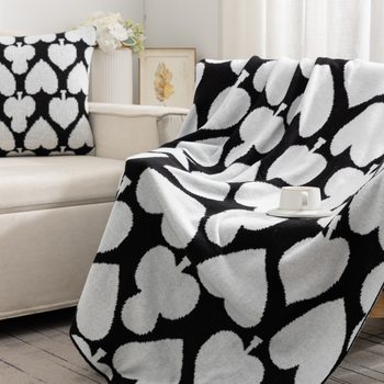 European Style Blanket Office Nap Blanket Thickeneded Air Conditioning Blanket European and American Blanket Aviation Line Blanket Winter Thick Knitted Blanket