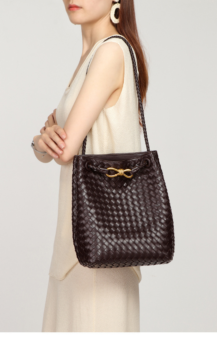 Túi xách nữ đan PU dáng vuông đứng, đeo vai và đeo chéo — B2652 # màu đen, B2652 # Nâu caramel, B2652 # Sô cô la, Nhà máy riêng, có thể tùy chỉnh theo yêu cầu.