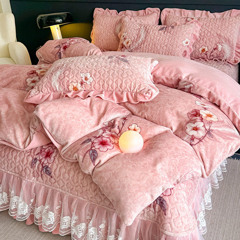 Cross-Border Foreign Trade Specializes in Winter Double-Layer Lace Milk Velvet Printed Bed Cover Four-Piece Set Bed Cover Single-Piece Three-Piece Set