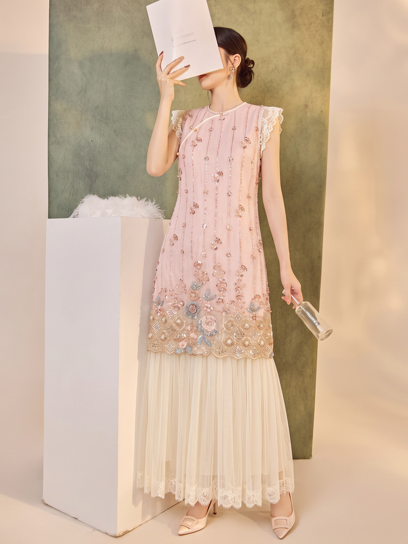 Đầm dài nữ thêu đính sequin phối ren tay cánh tiên dáng chữ A — Màu hồng nhạt