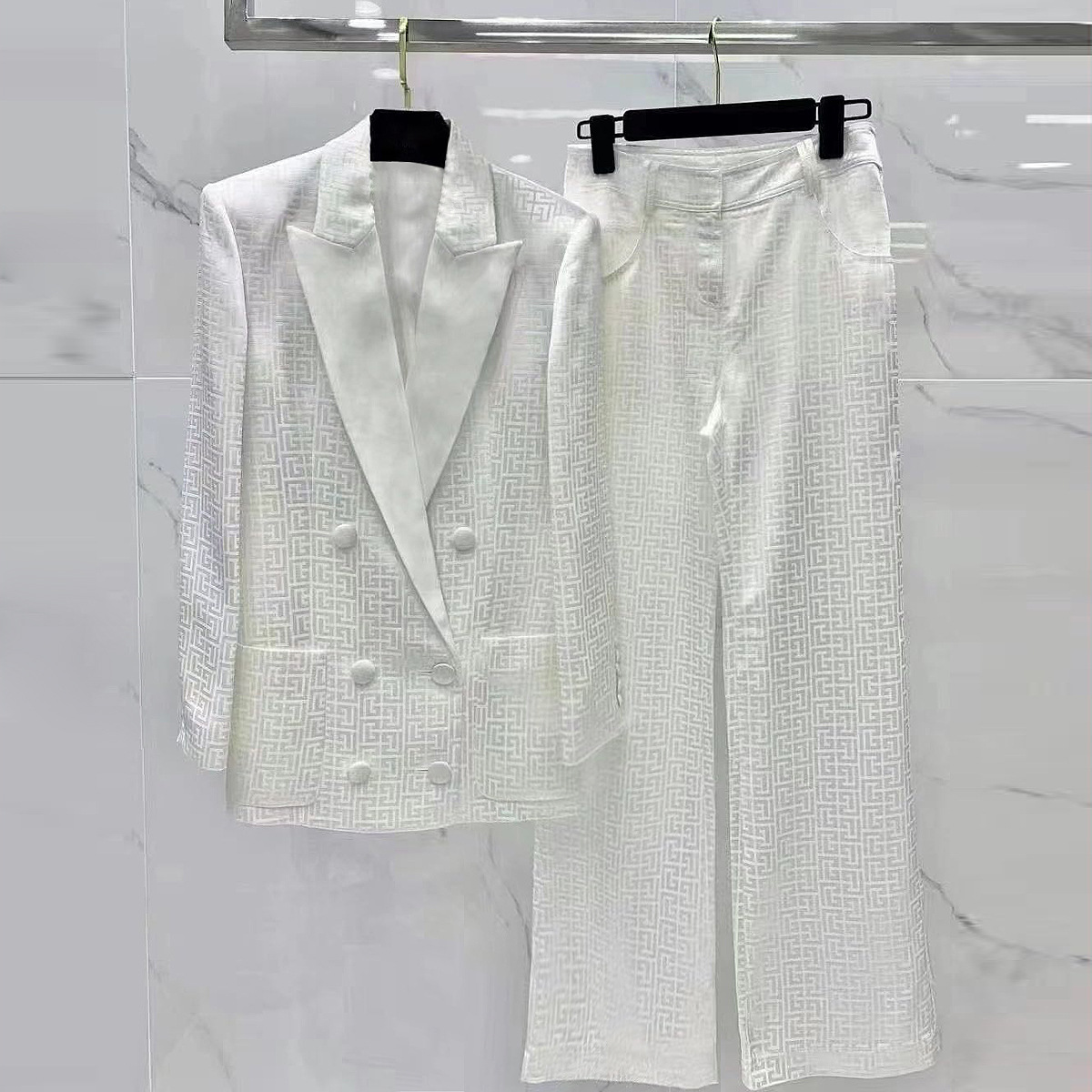 (Mới) Mã T1647 Giá 2550K: Áo Vest Nữ Shtdth Vest Hàng Mùa Xuân Thu Đông Họa Tiết Hoa Thời Trang Nữ Chất Liệu G06 Sản Phẩm Mới, (Miễn Phí Vận Chuyển Toàn Quốc).