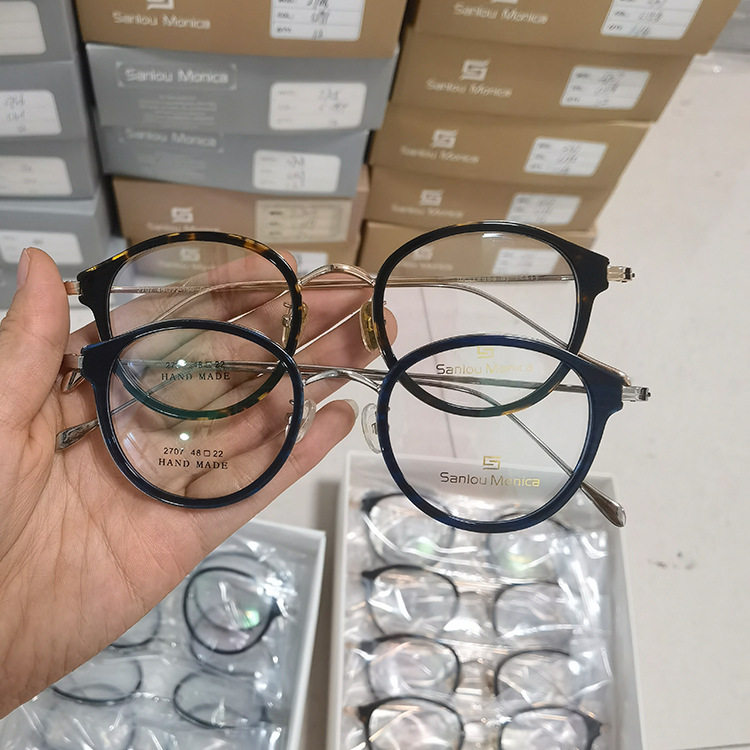 Mixed Batch Processing of Metal Eyeglass Frames for Men and Women, Fashionable Metal Frames with a Feminine and Versatile Design, Suitable for Prescription Lenses
