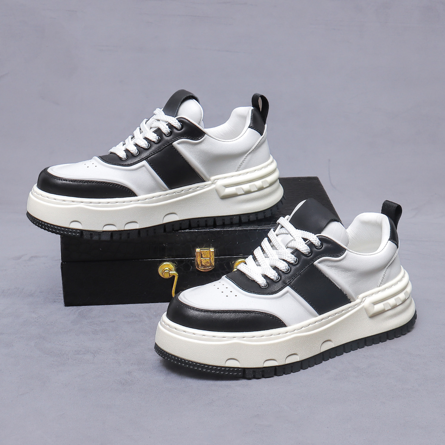 Giày Thể Thao Nam Chất Liệu Da Bò Tăng Chiều Cao Đế Cao