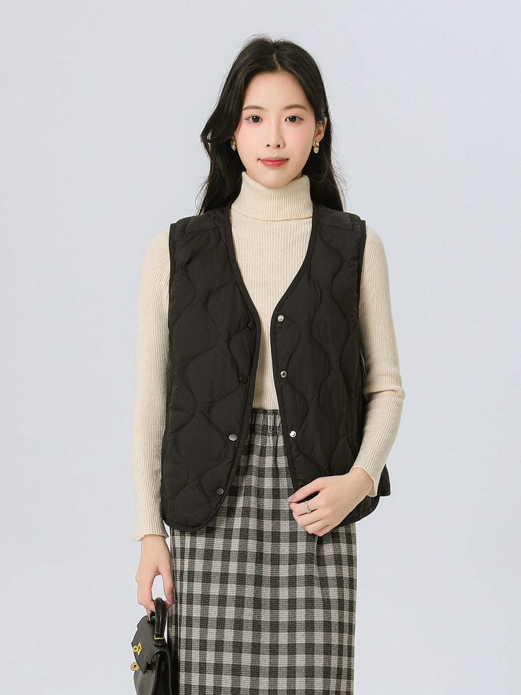 New Standard 90 Fleece V-neck Inner Ware Shoulder Lightweight Down Vest Women's Winter New Gourd Pattern Collarless Cloud Inner Ware