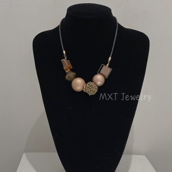 New Cross-Border European and American Best-Selling Necklace Retro Takraw Ball Round Acrylic Loose Beads Wax Rope Women's Fashion Clavicle Necklace