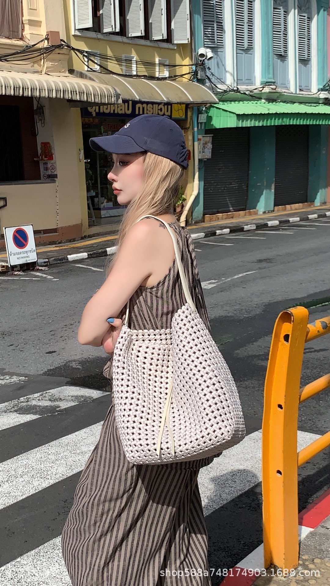 大判ホワイト＋内ポケットサテン、本革