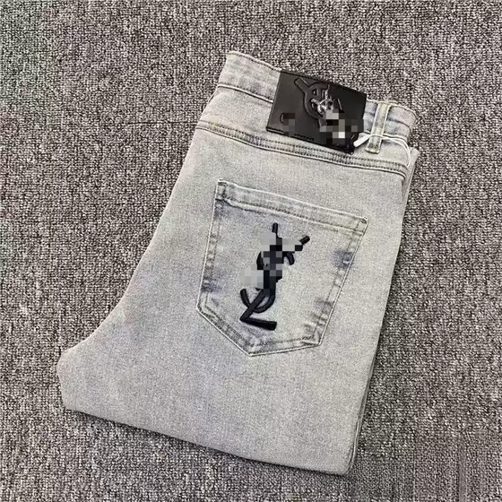 1:1 Correct Version of the Product Number, Low Gray Lettering on the Bottom, Men's Slim Fit Jeans, Spring and Summer Gray, in Stock, Korean Style Basic Model