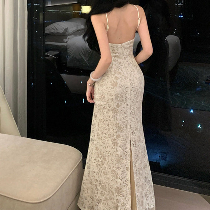 Elegant Lace Backless Halter Dress French Style Sleeveless Fishtail Slim Fit Perfect for Autumn and Winter Events