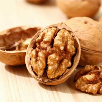 Roasted Walnuts New Year Snacks Xinjiang Aksu Paper-Skinned Walnuts Leisure Snacks Thin-Skinned Walnuts Multi-Flavor Wholesale