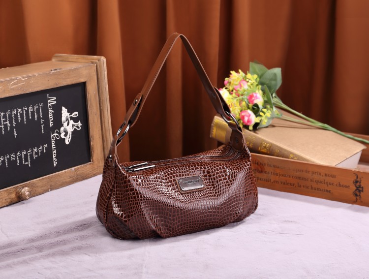 (Mới) Mã A0943 Giá 560K: Túi Xách Nữ Gutdao Kẻ Caro Hàng Mùa Hè Phong Cách Âu Mỹ Kẻ Caro Túi Ví Nữ Chất Liệu G01 Sản Phẩm Mới, (Miễn Phí Vận Chuyển Toàn Quốc).