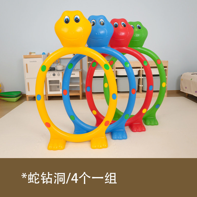 幼儿园滚塑钻洞体育活动感统训练器材儿童塑料户外拱形钻山洞玩具