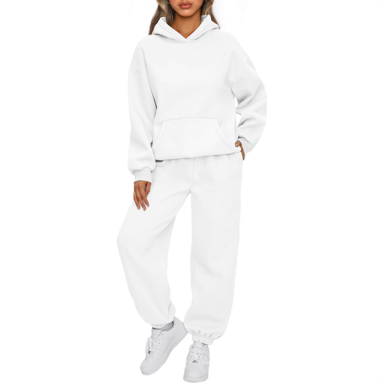 Casual Sports Hoodie and Jogger Set Solid Color Pocket Design Comfortable Fit Autumn Winter Collection Wholesale