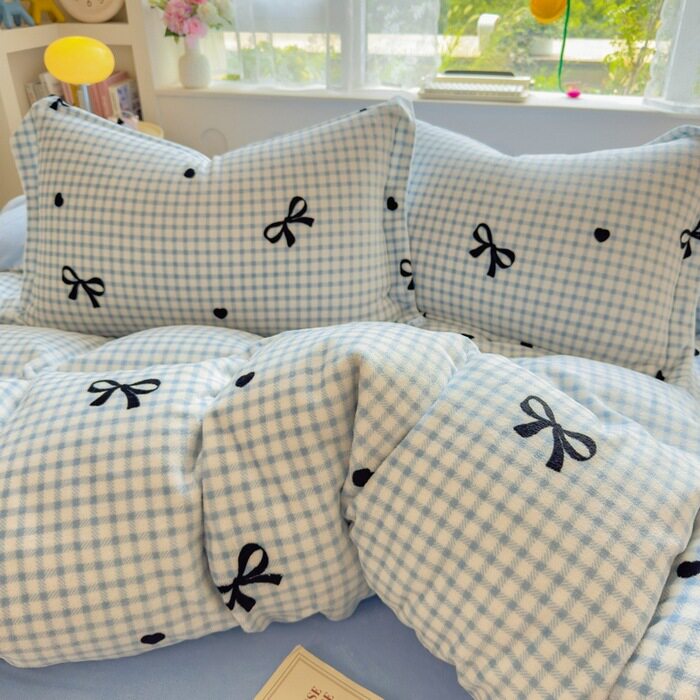 Autumn and Winter Thickened Milk Velvet Four-Piece Dormitory Cartoon Coral Velvet Bed Sheet Three-Piece Set Super Soft Warm Quilt Cover Wholesale