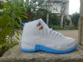 Aj12-white moon gold
