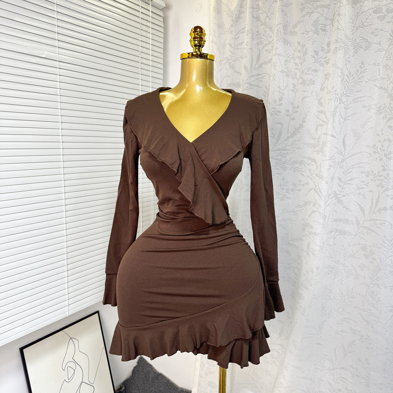 V Neck Ruffled Hem Long Sleeve Dress Slim Fit Bodycon Elegant Style Perfect for Spring and Autumn Wholesale