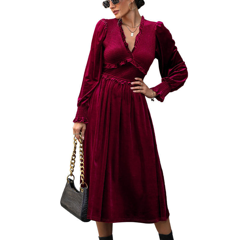 Red Velvet Long Sleeve Dress Elegant Design Autumn Winter Fashion Perfect for Parties and Events Wholesale Available