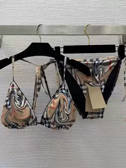 Cross-Border Swimwear Customization Products: Triangle Two-Piece Swimsuit, Tie-Dye Bikini, Loose-Fitting European and American Style Beach Halter Top