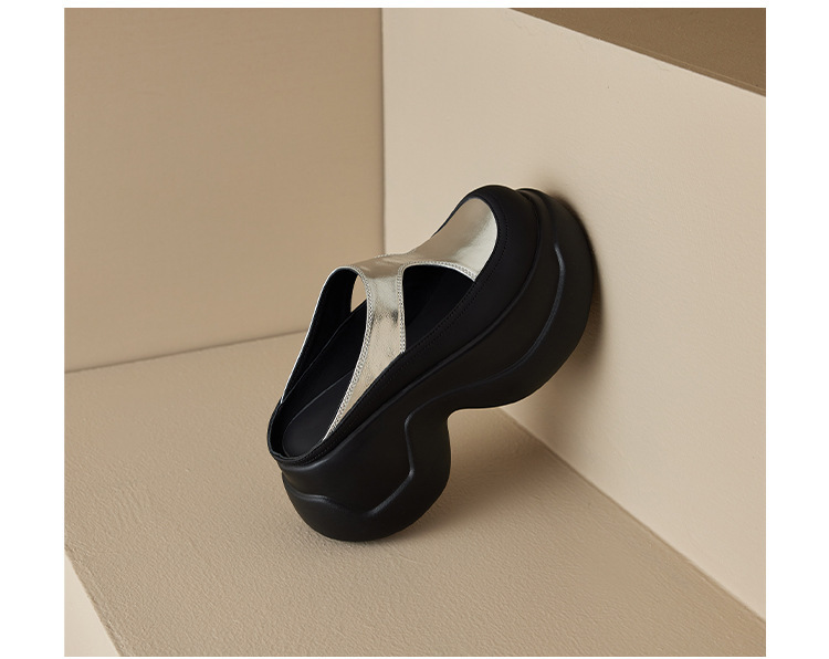 Sandal nữ bít mũi da bò đục lỗ đế xuồng tăng chiều cao — Màu bạc, Màu đen, Màu trắng be