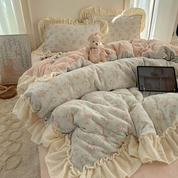 Korean-Style Milk Velvet Lace Bed Four-Piece Set for Autumn and Winter, Thickened and Warm Coral Fleece Duvet Cover and Three-Piece Bed Sheet Set