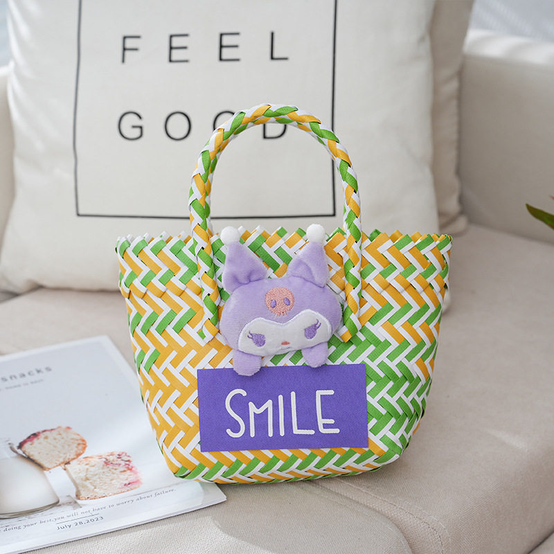 オレンジ色のおもちゃ