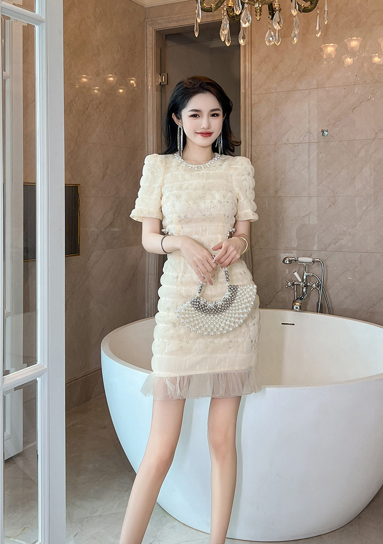 Đầm suông nữ midi cổ tròn thêu hoa tay ngắn — [Màu hồng đào] chi tiết 14