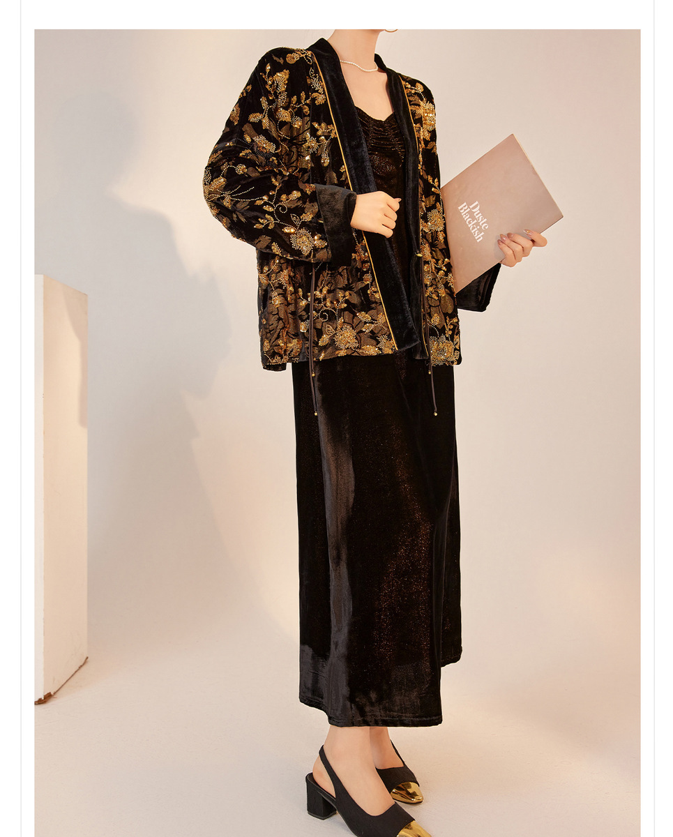 Áo cardigan nữ cổ chữ V dài tay thêu hoa đính cườm chất lụa tơ tằm cao cấp — Obsidian Black (Giao hàng trong 7 ngày)