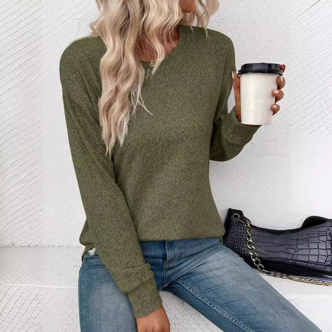 Casual Loose Fit Solid Color Sweater Round Neck Autumn Winter Comfortable Fabric Wholesale Available