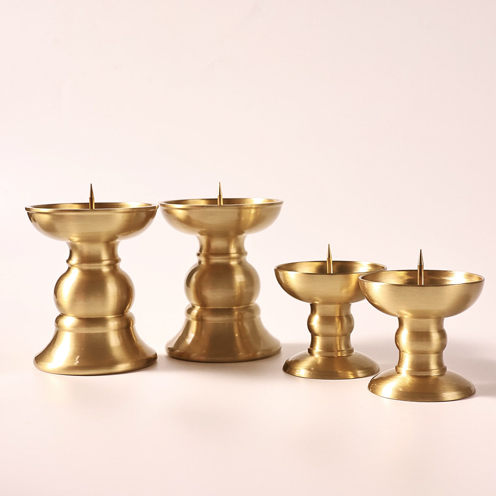 Brass Candlestick with a Smooth Surface for Home Use, for Worshiping Buddha, in Front of the Altar, Copper Candlestick, Oil Lamp, Lamp Holder, Buddhist Supplies