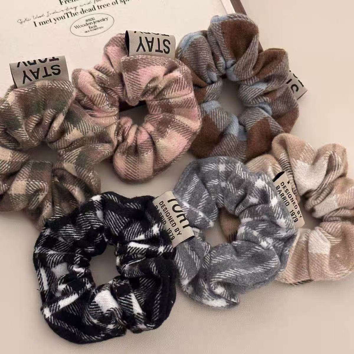 Autumn and Winter Hair Accessories New Plaid Retro Plaid Hair Band Preppy Ball Hair Headdress Daily Hair Rope K-Style