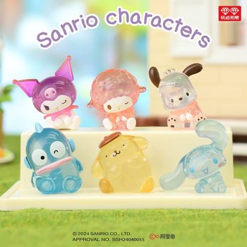 Play with the Genuine Sanrio Family Tilted Head Series Candy Blind Box Cute Grains