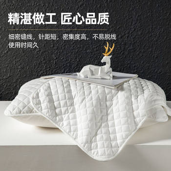 [Member Exclusive] Plaid Style Off-White Quilted Full Pillowcase Hotel Pillowcase Pair Pack for Resale