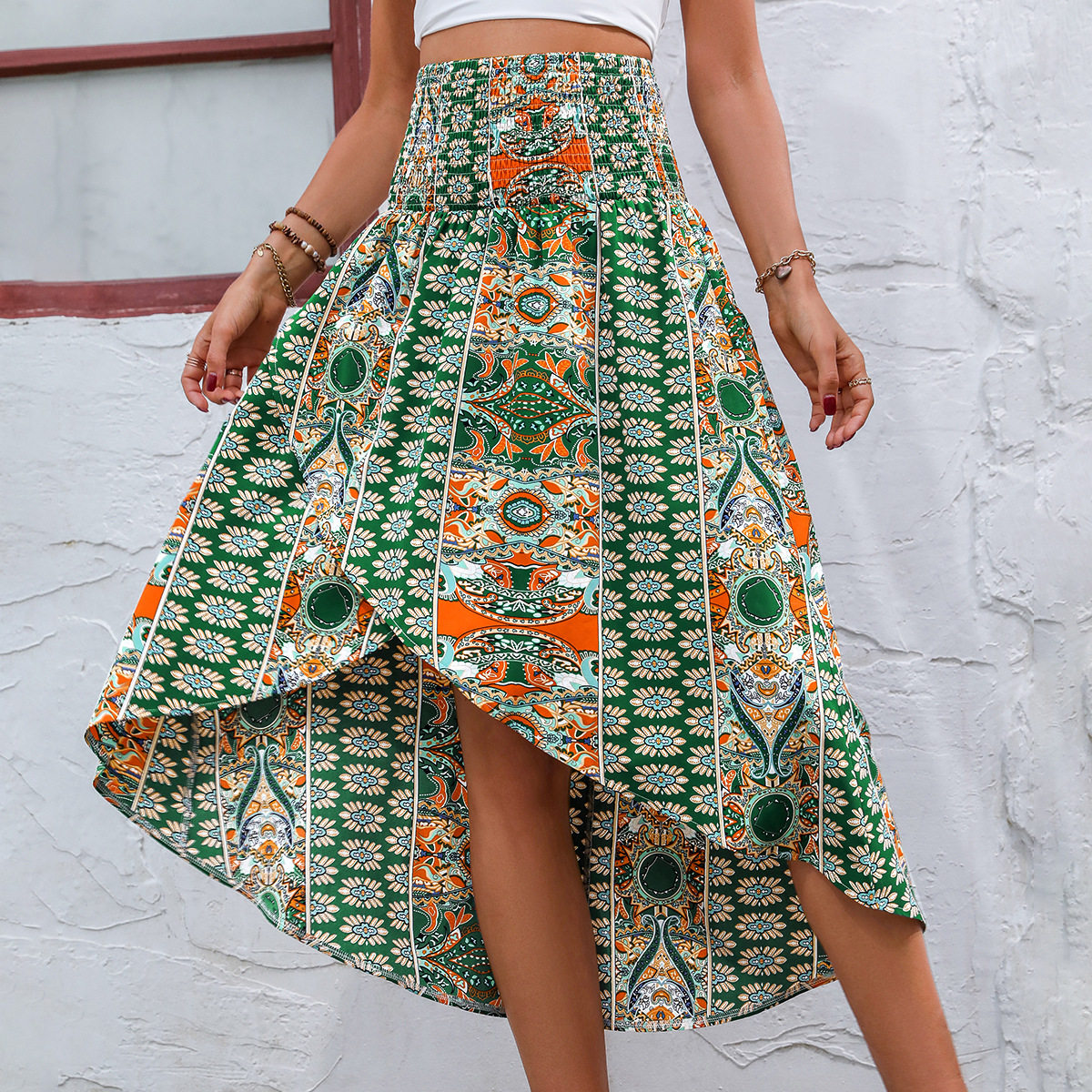 Vintage Floral Asymmetrical Midi Skirt Lightweight Flowing Design Perfect for Spring Summer Occasions Wholesale