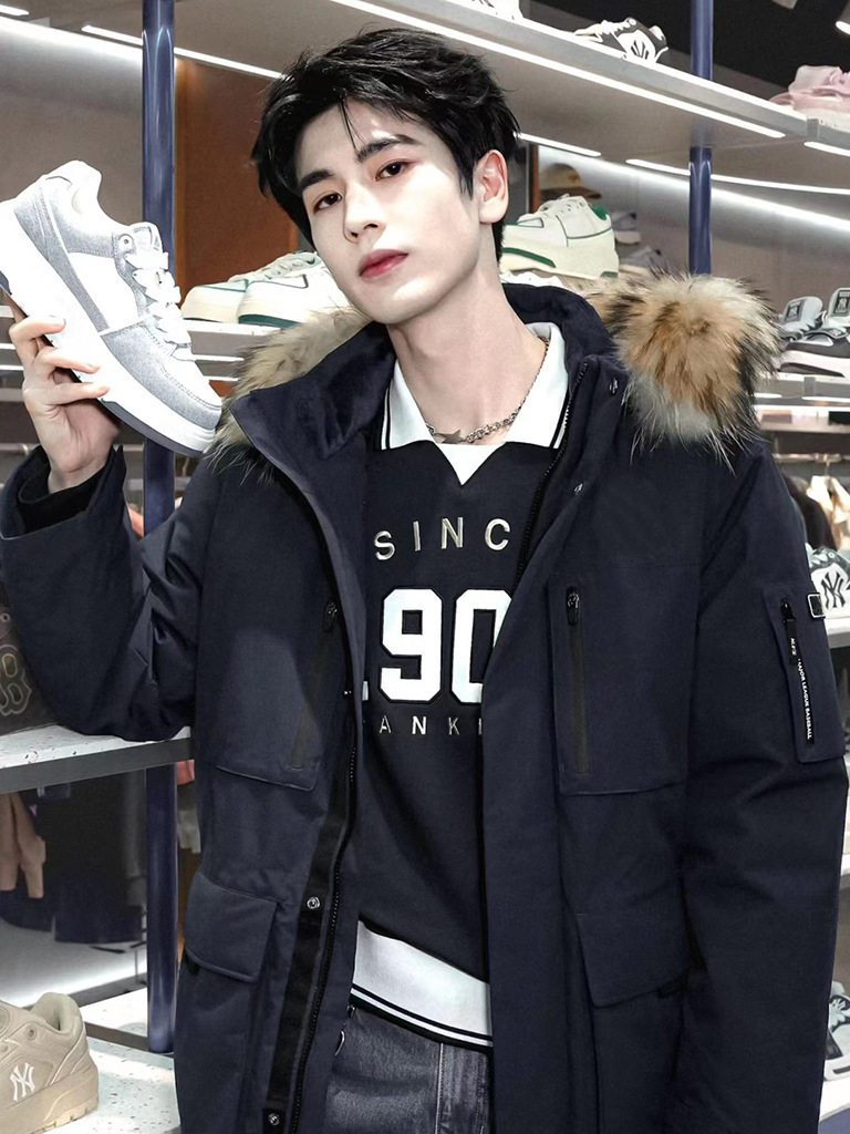 Yishujia 24 Styles Zhang Linghe Thick Fur Collar Workwear Style Three-Proof down Jacket Unisex Couple Style