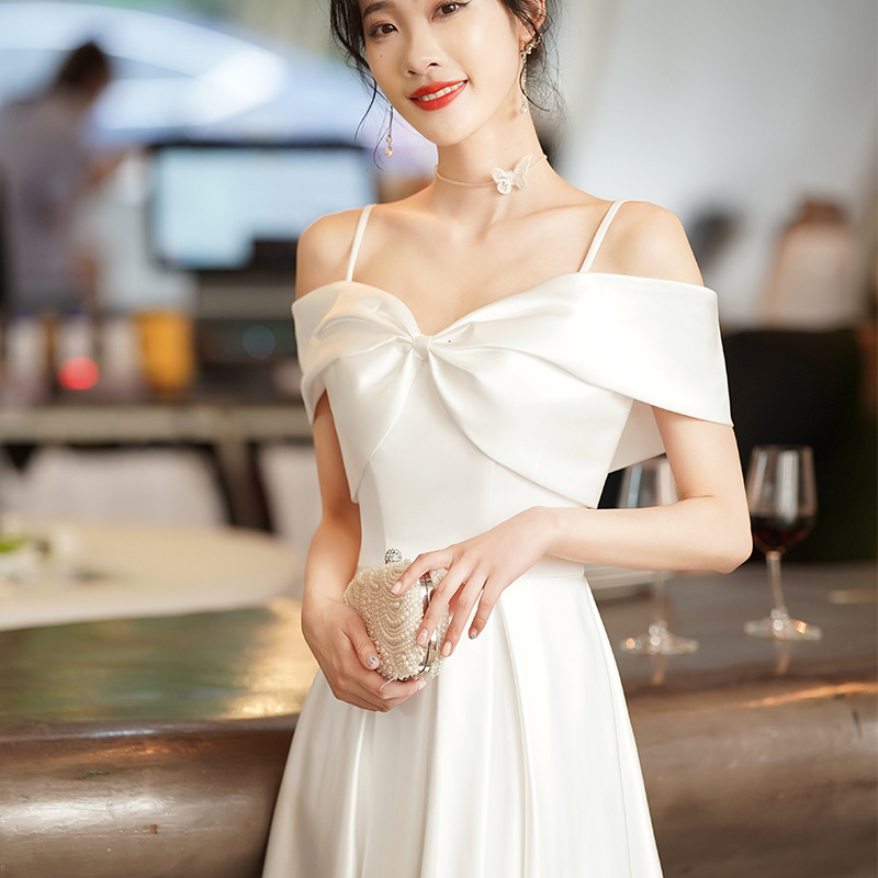(Mới) Mã K0668 Giá 1280K: Áo Hai Dây Nữ Luryw Hai Dây Hở Vai Thời Trang Nữ Chất Liệu G04 Sản Phẩm Mới, (Miễn Phí Vận Chuyển Toàn Quốc).