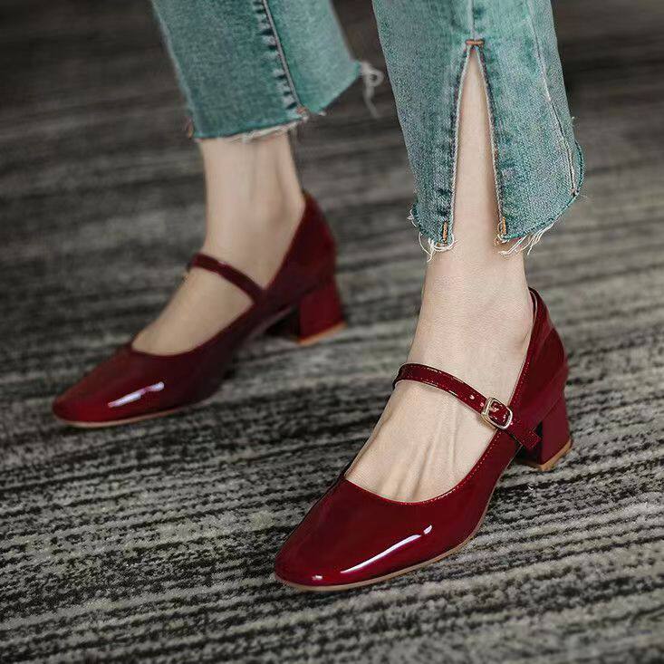 Large size Mary Jane shoes thick heel retro square toe women's shoes, fashionable temperament, medium heel simple shoes