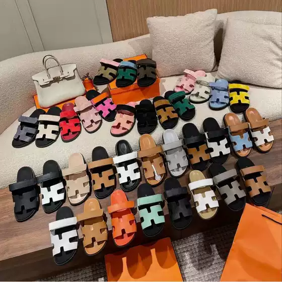High-End Version of Erjiu Slippers for Women, 2026 New Model, Cross-Border Genuine Leather Retro Flat-Soled Velcro Beach Slide Sandals