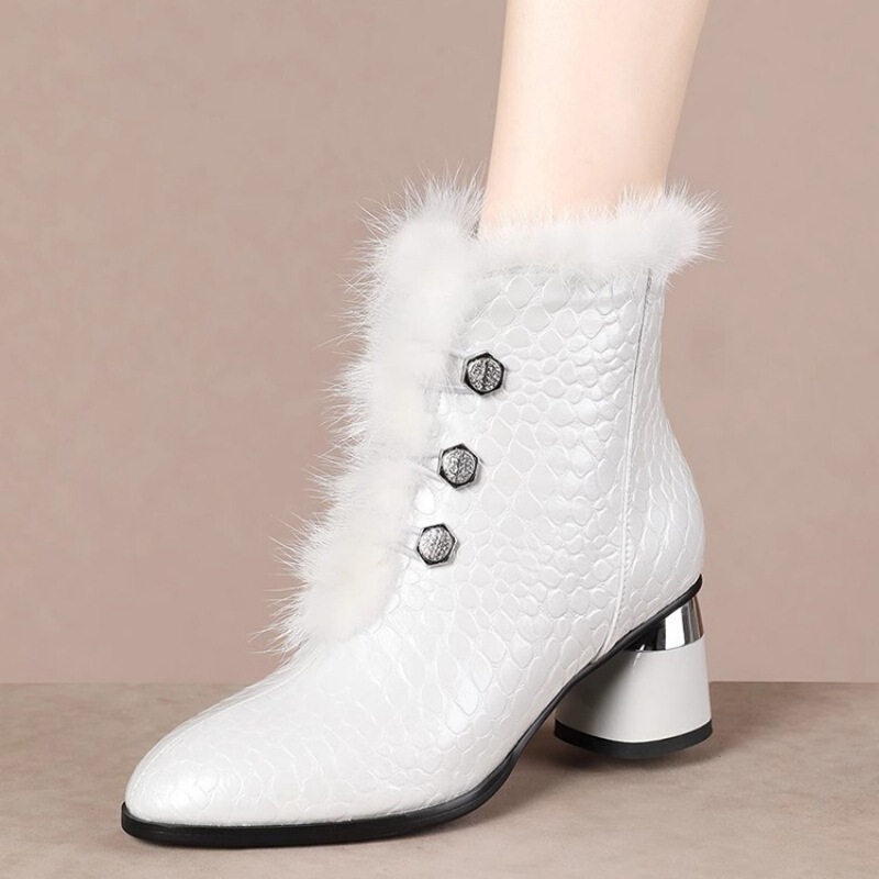 Boot nữ cổ thấp mũi nhọn gót vừa khóa kéo bên lót lông giữ ấm — Màu trắng